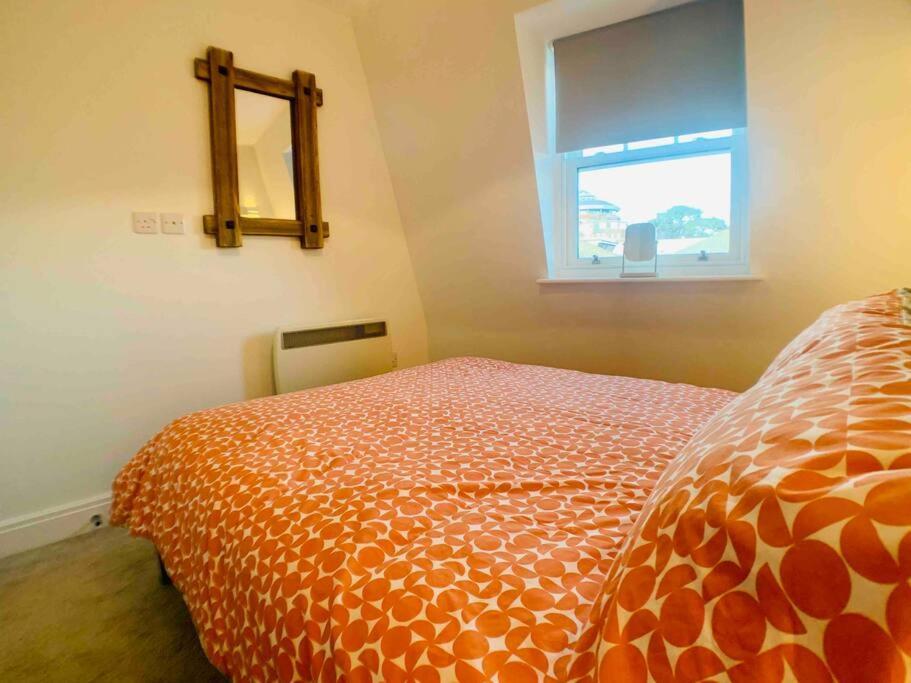 Lovely Central Bournemouth Flat 10 Minute To Beach Apartman Kültér fotó