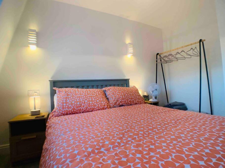 Lovely Central Bournemouth Flat 10 Minute To Beach Apartman Kültér fotó